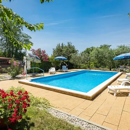Casa de Férias Sandra By Interhome Rajki