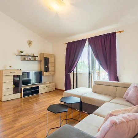 Sandra - Prc612 By Interhome Holiday home